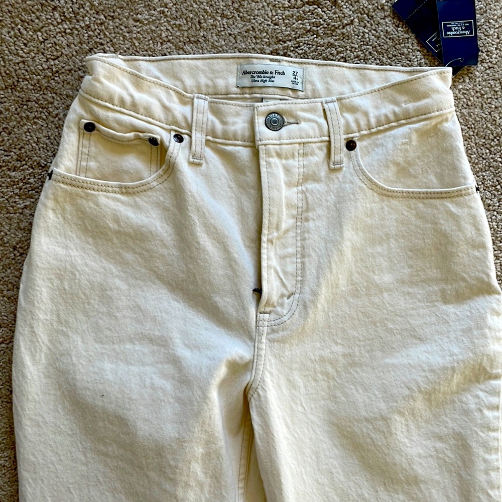 Abercrombie cream high raise straight jeans